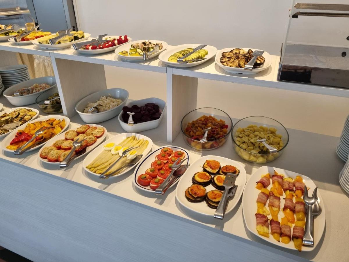 Hotel Serenella Lido di Jesolo Ngoại thất bức ảnh