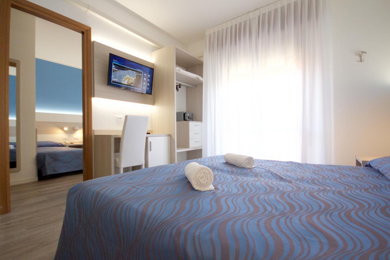 Hotel Serenella Lido di Jesolo Ngoại thất bức ảnh