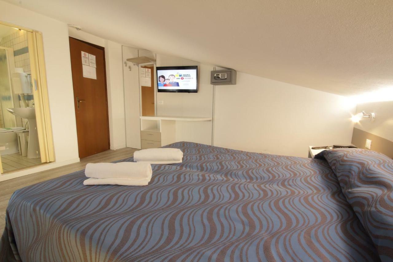 Hotel Serenella Lido di Jesolo Ngoại thất bức ảnh