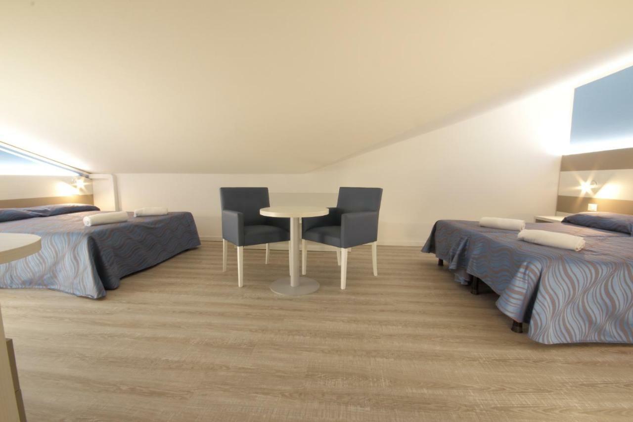 Hotel Serenella Lido di Jesolo Ngoại thất bức ảnh